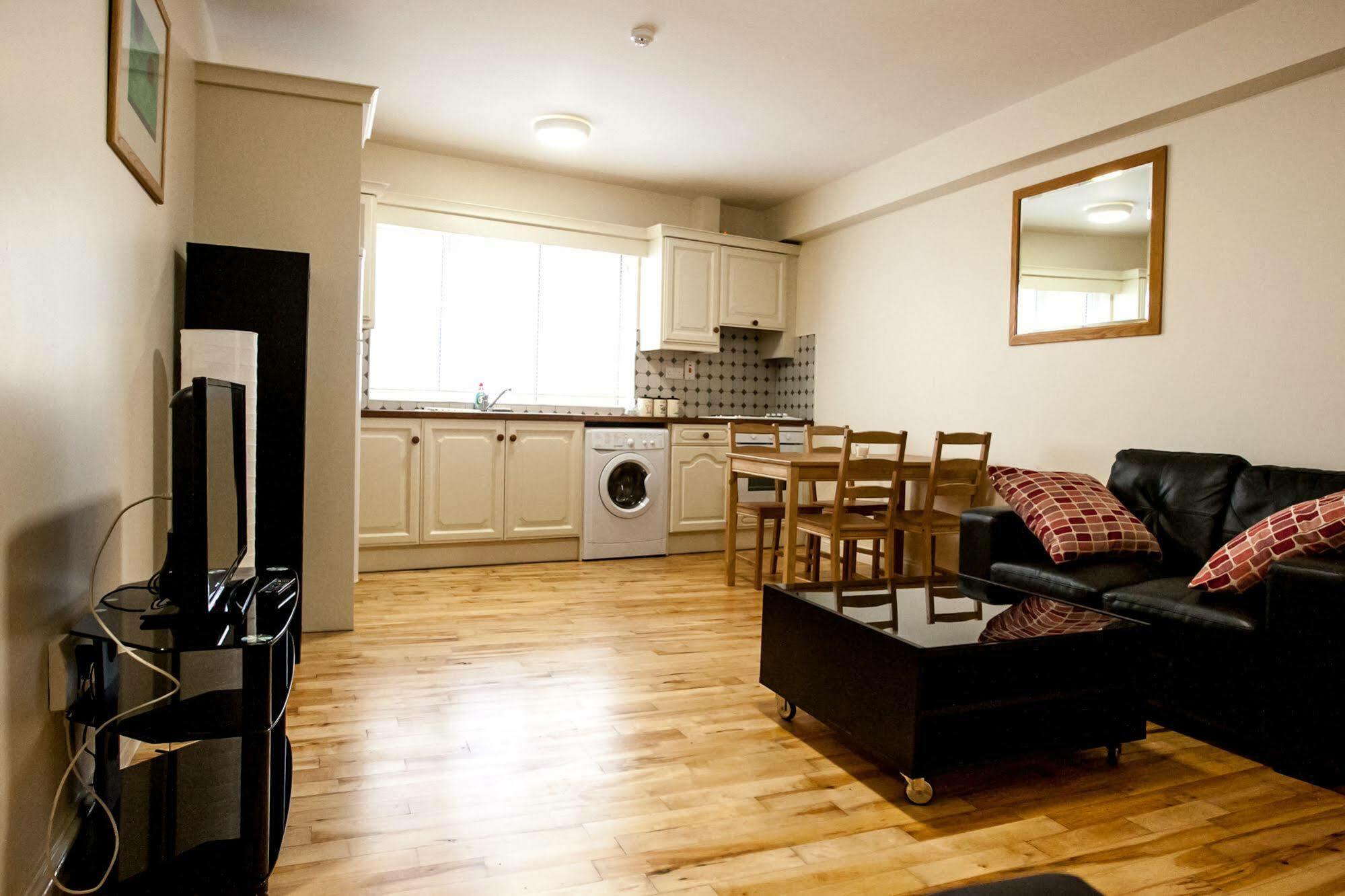 Dominick Street Apartments Galway Dış mekan fotoğraf