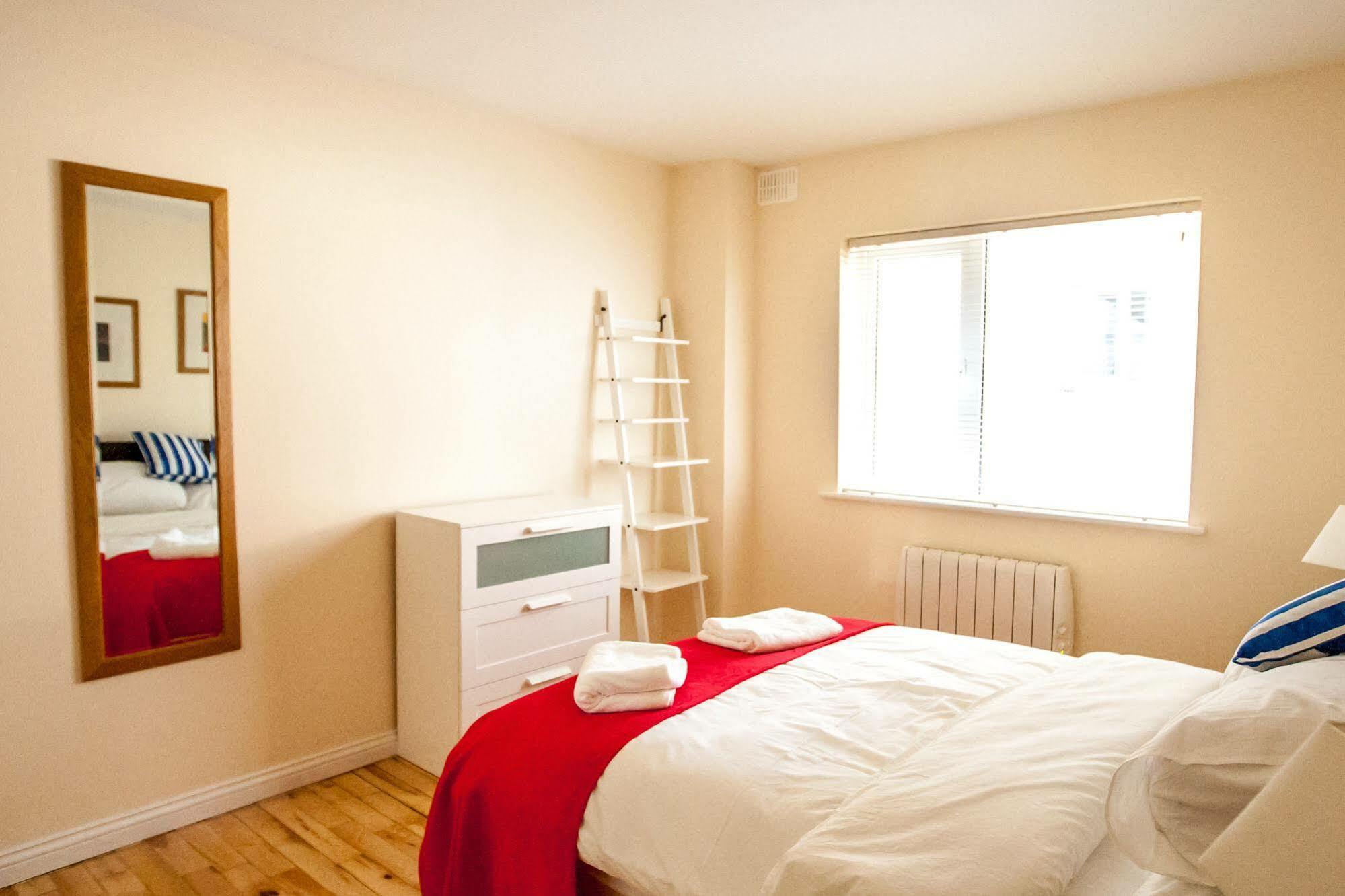 Dominick Street Apartments Galway Dış mekan fotoğraf
